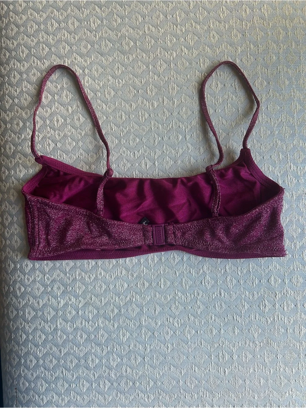 Women’s Shimmery Magenta Bikini  Swim  Set  with carry pouch. Size small. L